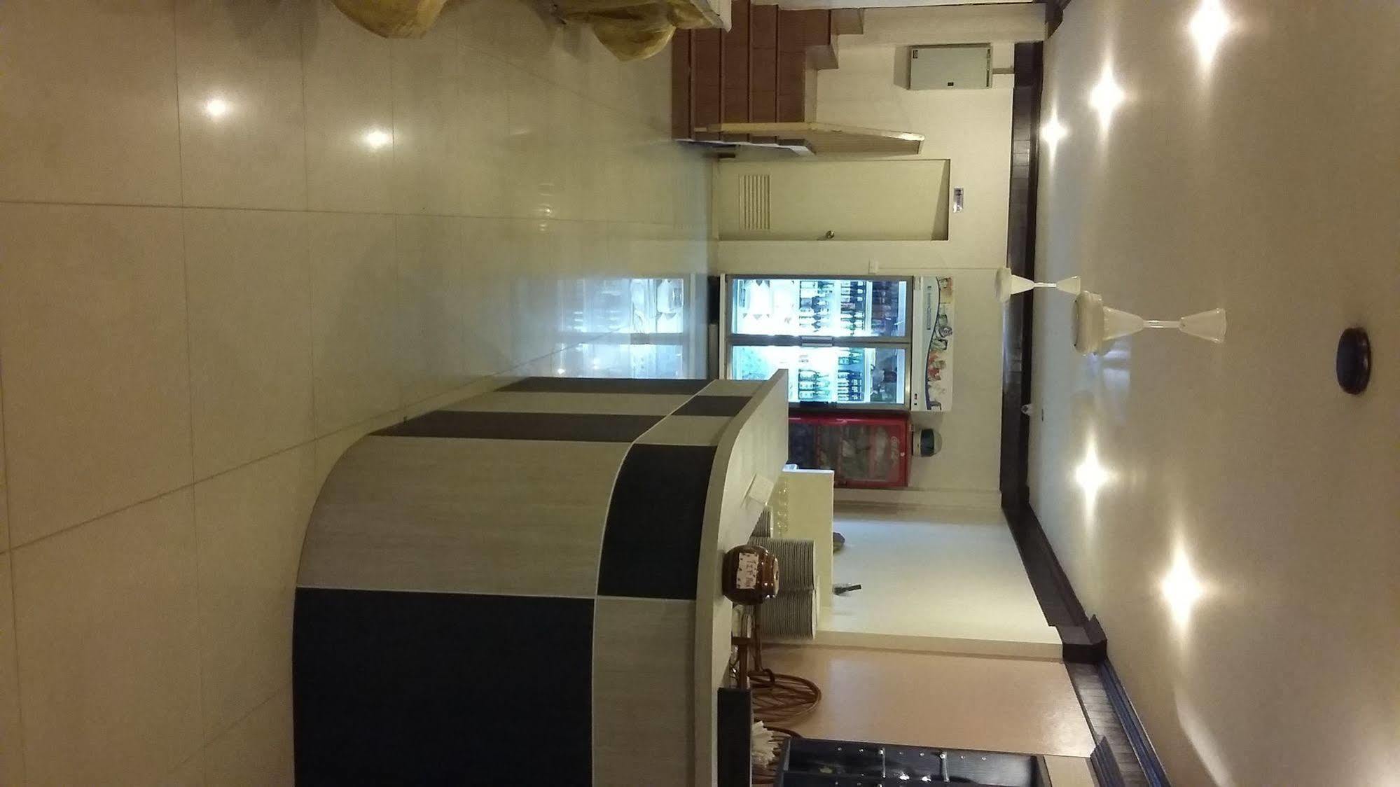 Hotel Sea Princess Patong Exterior foto
